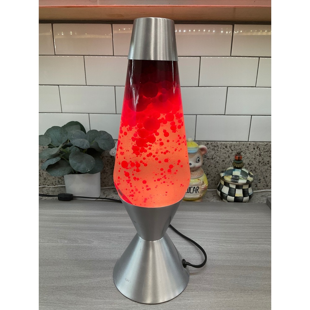 CLASSIC LAVA LAMP